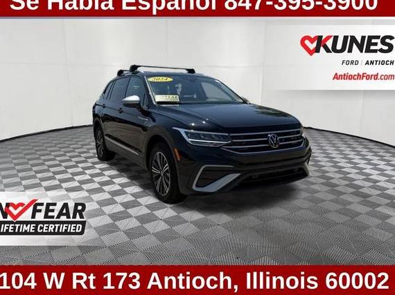VOLKSWAGEN TIGUAN 4MOTION 2024 3VVMB7AX4RM203131 image